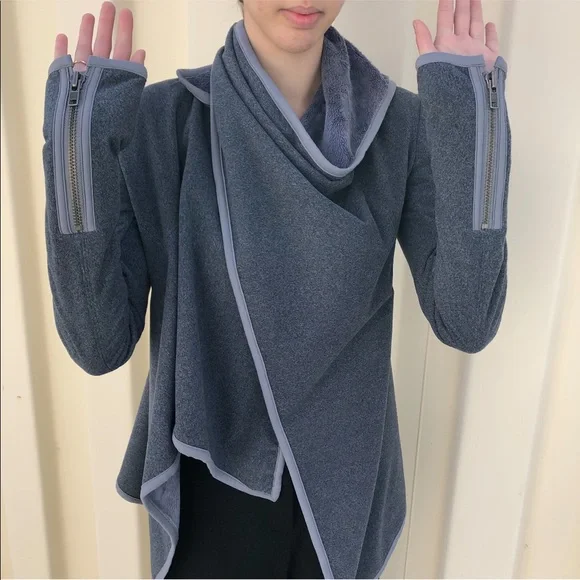 Lululemon Grey Presence Of Mind Wrap Sweater | 4 - Picture 3 of 8